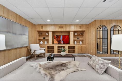 2525 James Avenue N Minneapolis MN 55411