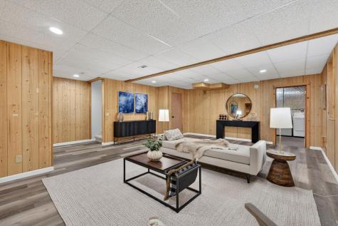 2525 James Avenue N Minneapolis MN 55411
