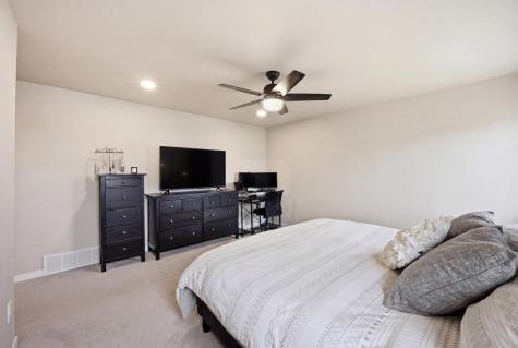 6741 71st Avenue S Horace ND 58047