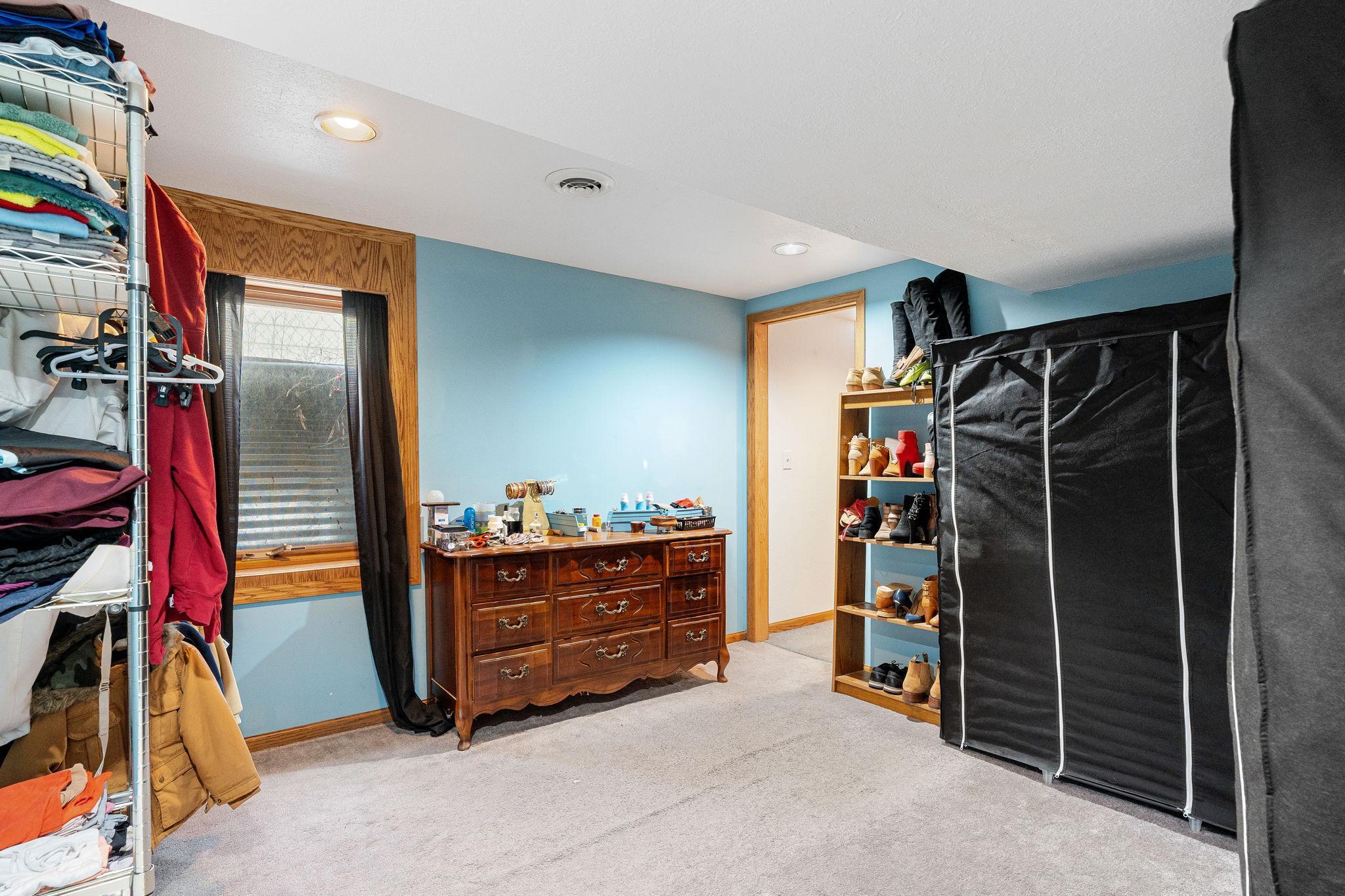 211 12th Avenue SW Austin MN 55912