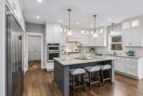 13222 Dahlgren Road Minnetonka MN 55305