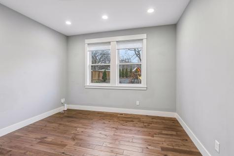 13222 Dahlgren Road Minnetonka MN 55305
