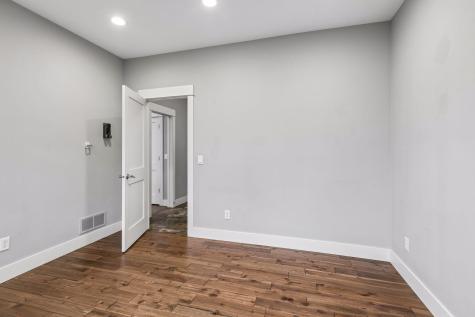 13222 Dahlgren Road Minnetonka MN 55305