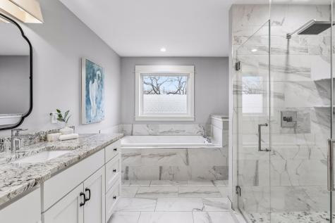 13222 Dahlgren Road Minnetonka MN 55305