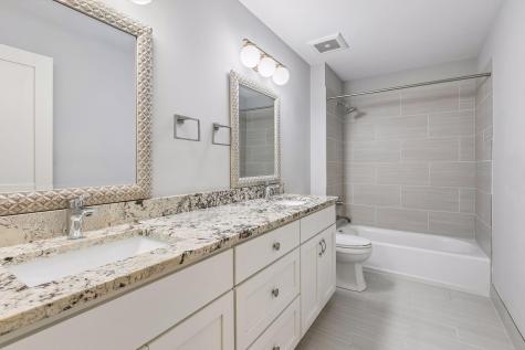 13222 Dahlgren Road Minnetonka MN 55305