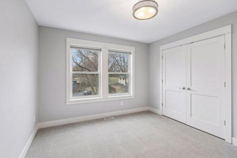 13222 Dahlgren Road Minnetonka MN 55305