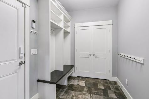 13222 Dahlgren Road Minnetonka MN 55305