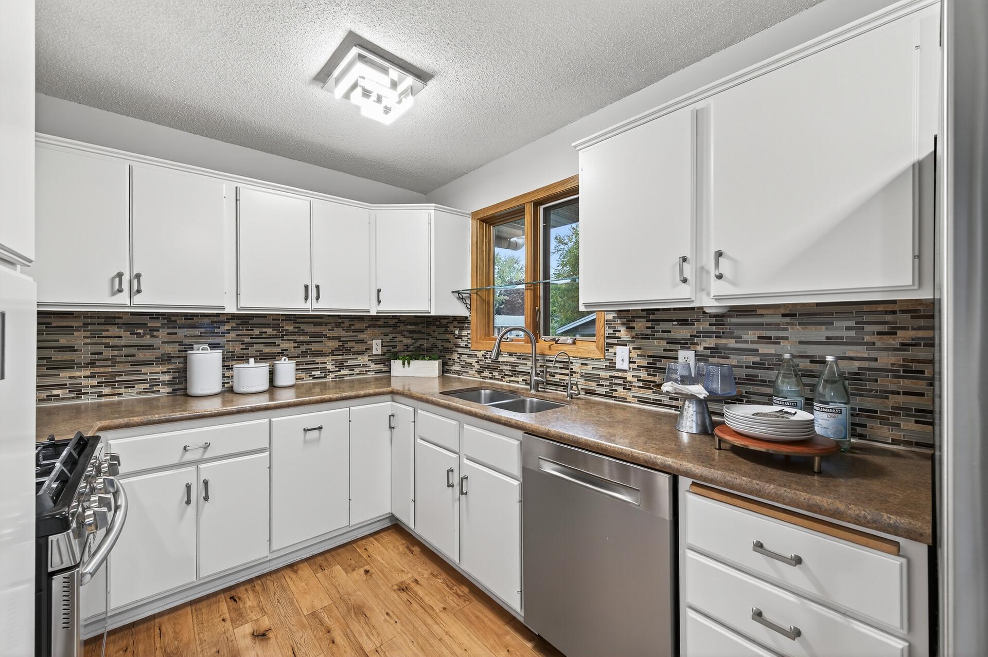 834 Fireside Drive Apple Valley MN 55124