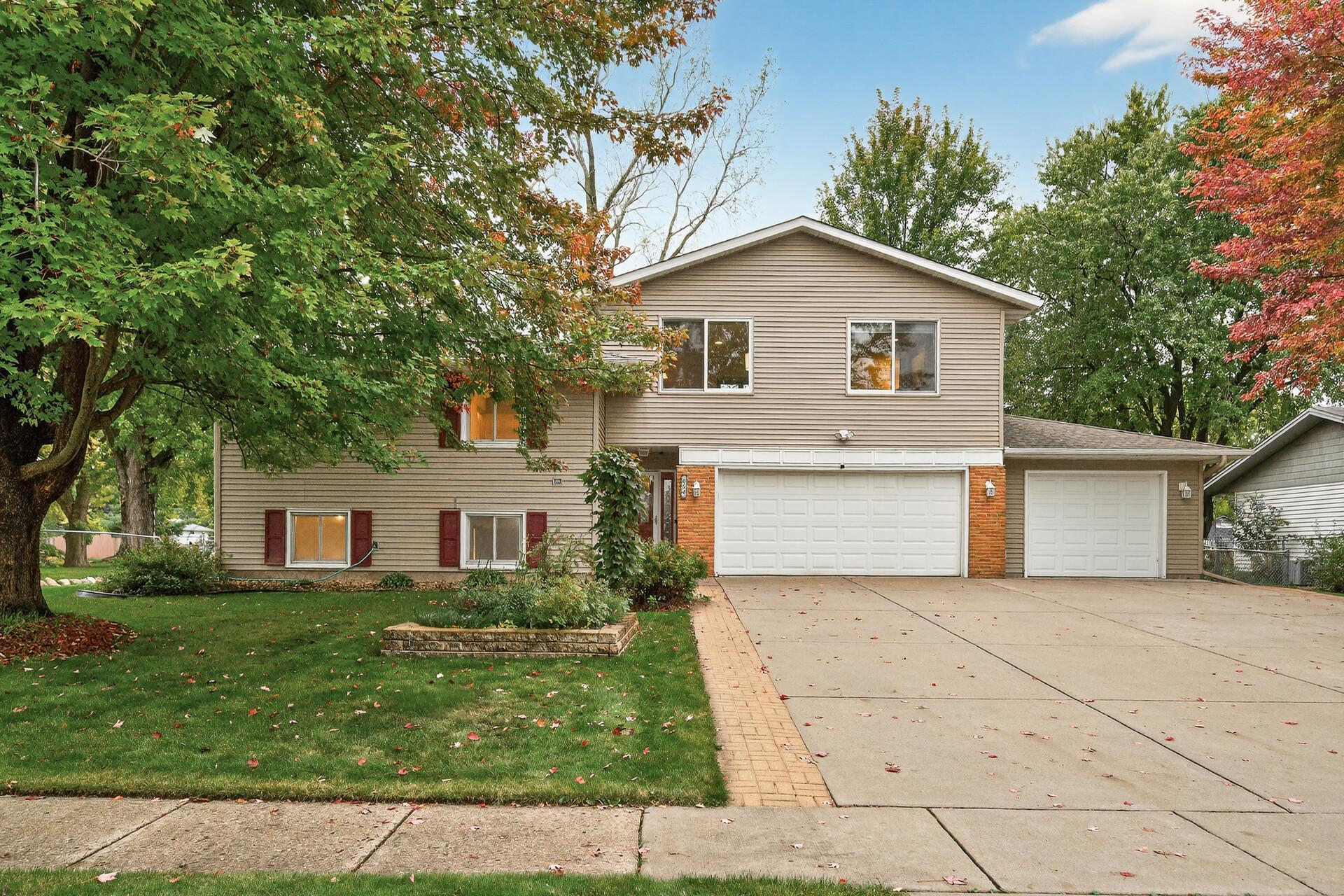 834 Fireside Drive Apple Valley MN 55124