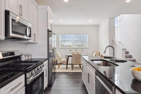 3139 Clover Ridge Drive Chaska MN 55318