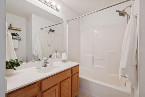 13847 54th Avenue N Plymouth MN 55446