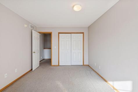 13847 54th Avenue N Plymouth MN 55446