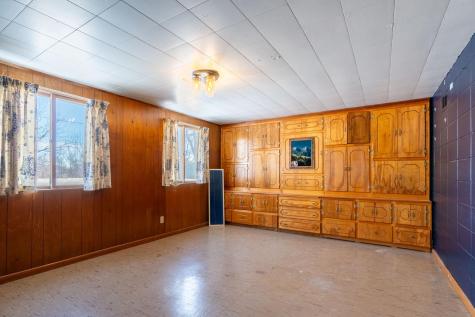 1380 Central Avenue N Valley City ND 58072