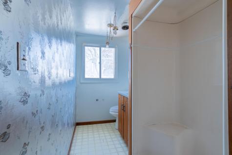 1380 Central Avenue N Valley City ND 58072