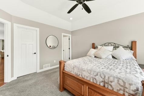 5443 Ridgeview Drive NW Rochester MN 55901