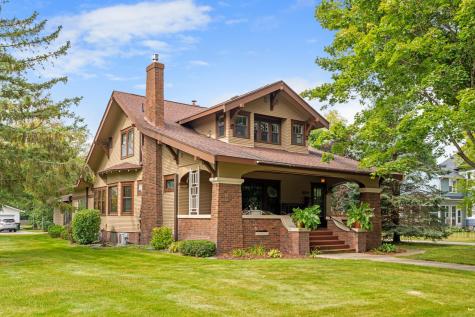 922 Douglas Street Alexandria MN 56308