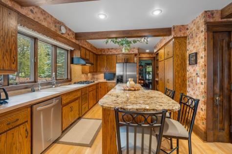 922 Douglas Street Alexandria MN 56308