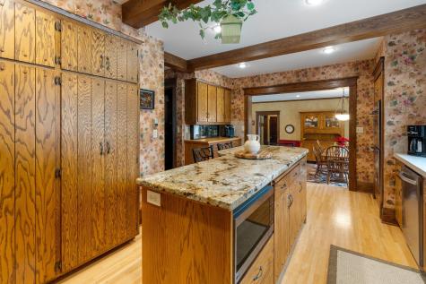 922 Douglas Street Alexandria MN 56308