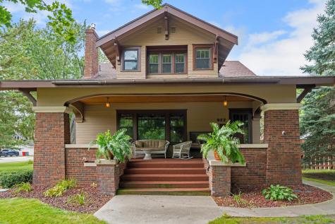922 Douglas Street Alexandria MN 56308