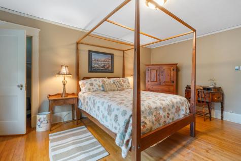 922 Douglas Street Alexandria MN 56308