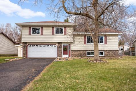 9724 Jackson Street NE Blaine MN 55434