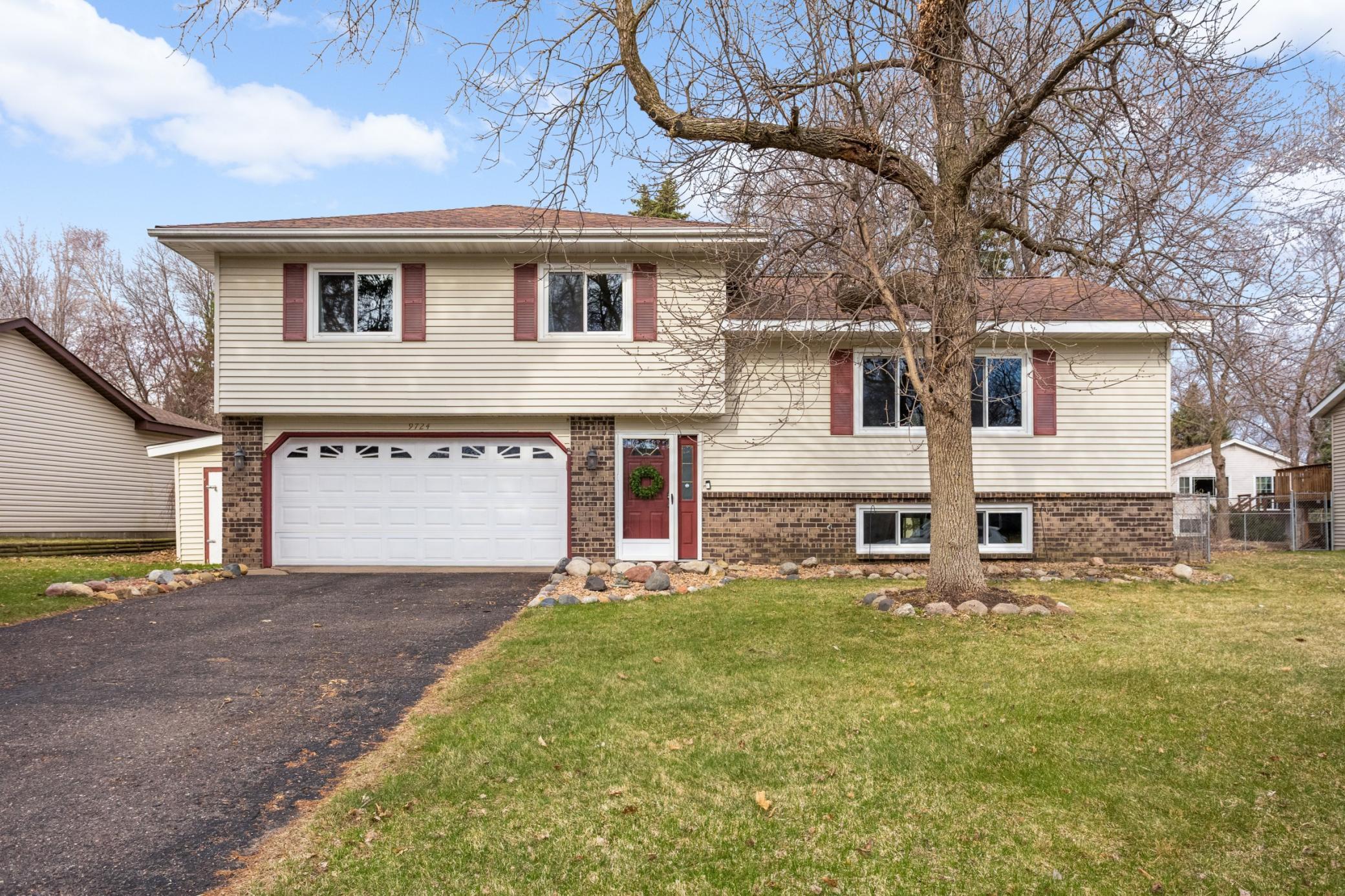 9724 Jackson Street NE Blaine MN 55434