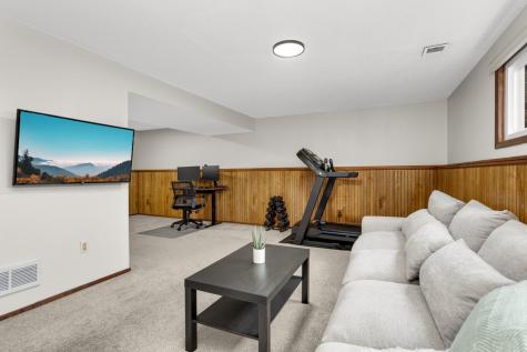 9724 Jackson Street NE Blaine MN 55434