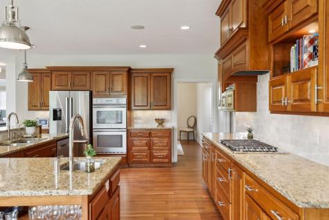 5729 Linden Avenue N Lake Elmo MN 55042