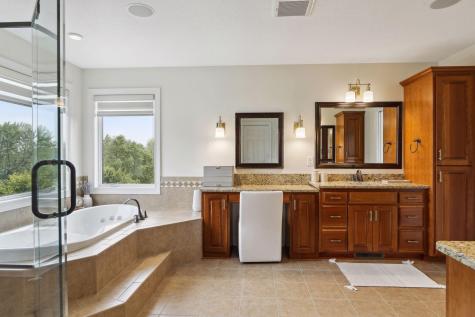 5729 Linden Avenue N Lake Elmo MN 55042