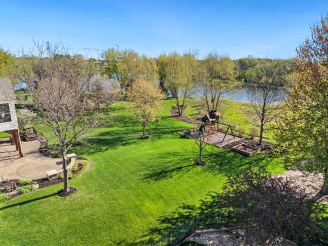 5729 Linden Avenue N Lake Elmo MN 55042