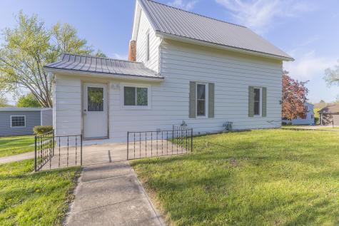 717 Elizabeth Street SE Preston MN 55965