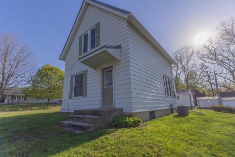 717 Elizabeth Street SE Preston MN 55965