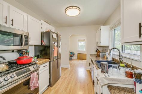 3807 Hubbard Avenue N Robbinsdale MN 55422