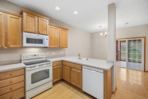 9126 Fox Court Victoria MN 55386