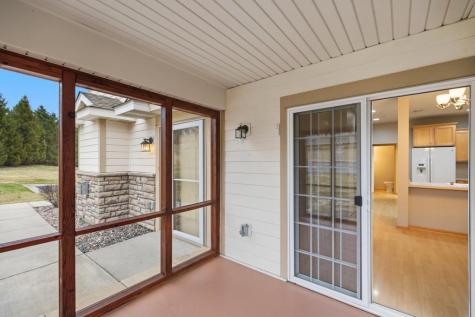 9126 Fox Court Victoria MN 55386