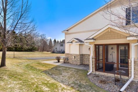 9126 Fox Court Victoria MN 55386