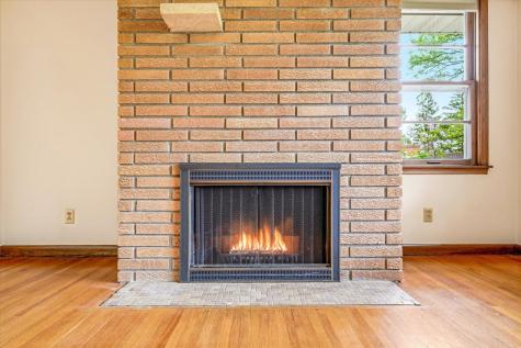 1638 Glenview Court Arden Hills MN 55112