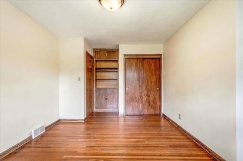 1638 Glenview Court Arden Hills MN 55112