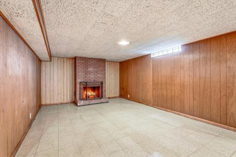 1638 Glenview Court Arden Hills MN 55112