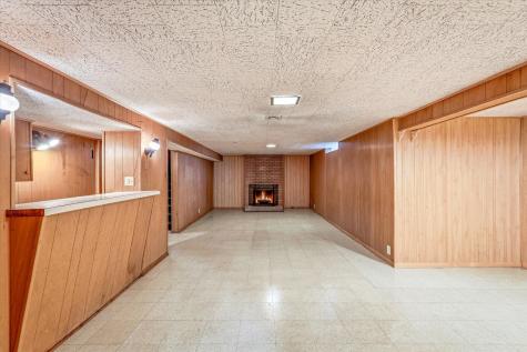 1638 Glenview Court Arden Hills MN 55112