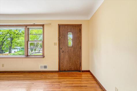 1638 Glenview Court Arden Hills MN 55112