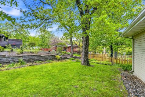 1638 Glenview Court Arden Hills MN 55112