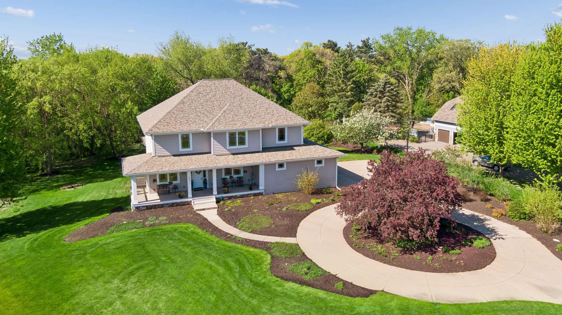 4854 Linden Trail N Lake Elmo MN 55042