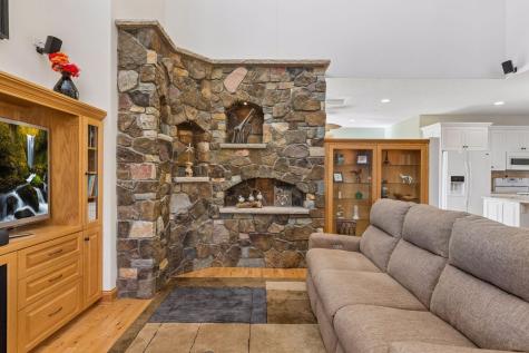 4854 Linden Trail N Lake Elmo MN 55042