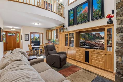 4854 Linden Trail N Lake Elmo MN 55042