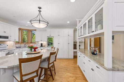 4854 Linden Trail N Lake Elmo MN 55042