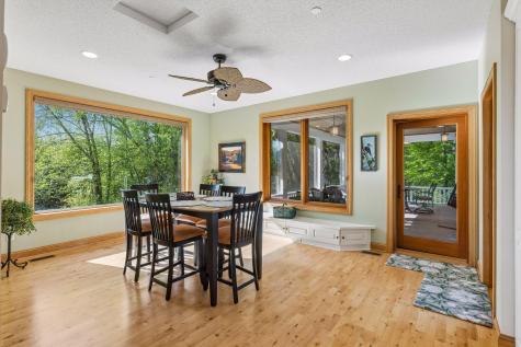 4854 Linden Trail N Lake Elmo MN 55042
