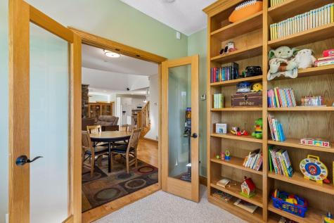 4854 Linden Trail N Lake Elmo MN 55042