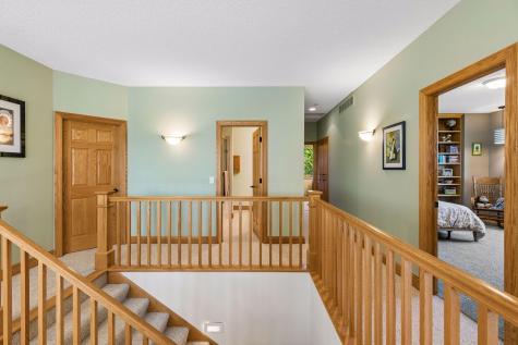 4854 Linden Trail N Lake Elmo MN 55042