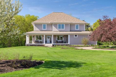 4854 Linden Trail N Lake Elmo MN 55042